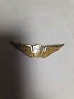 Republic Airlines Gold Pilot Wings Pin Badge Collectible Aviation Badges   Pins