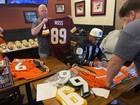 Santana Moss Custom Jersey W Dallas Sucks Inscription Washington Redskin Legend