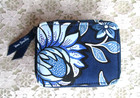 Vera Bradley Travel Pill Box  Blue   White Floral  Plastic Pill Organizer Case