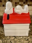 Vintage 1960   s  Snoopy Ceramic Doghouse Cookie Jar By Benjamin   Medwin   Rare 