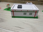 1 64 Scale Texaco Gas Station   Service Building Diorama