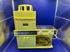 Vintage 1964  Kenner s Easy Bake Oven 1600 Yellow With 2 Original Pans   clean 