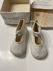 Mrs  Day   s Ideal Baby Shoes Cream White Size 0 Lace Up Collectible Box 1950s Vtg