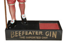 Vtg Beefeater Gin Bar Display Statue Figurine Advertisement Stand Hand Painted