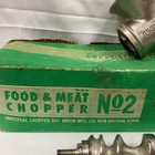 Vtg Universal No 2 Food   Meat Chopper Cast Iron Hand Crank In Original Box