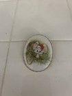 Vintage Hallmark 1973 Christmas Mouse In Santa Hat Cameo Pin Brooch