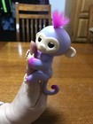 Wowwee Authentic Fingerlings 2tone Monkey
