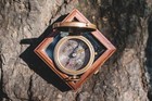 Vintage Style Brass Pocket Compass With Wooden Box     Nautical Navigation