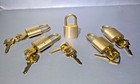 Lot 5pcs Vintage Brass Padlocks With Keys Gold Tone  318 Bag Lock