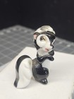 Vintage Skunk Figurine Ceramic Black White Disney Flower Guc Animal Collectible