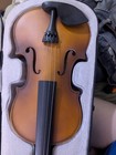 Mendini By Cecilio Violin  4 4 Beginner Kit W hard Case  Rosin  Bow