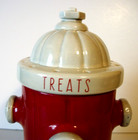 Blue Sky Clayworks 2017 Red   White Fire Hydrant Dog Treat Cookie Jar 17180  New