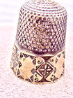 Gold-filled Panel Band Thimble - Stern Bros Co size 8   c1908-1912  Sewing