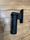 Rouge Monster Single Bar Holder
