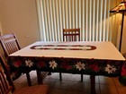 Vintage Sunweave Linens Christmas Tablecloth Poinsettias 60    X 100    - 80s