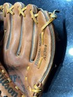 Vintage Wilson A2364 George Brett Baseball Mitt Glove Right Hand Throw