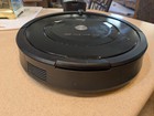 Irobot Roomba 805 Robot Vacuum Cleaner W charging Base