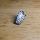 Wendy   s Employee Frosty Collectible Lapel Woker Hat Pin 