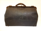 Antique Leather Doctor s Bag Great Condition Mrs  John Eicholtz Scales Mound Il