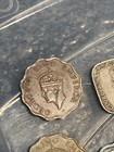 Diverse Collection Of Coins From India  Several Anna Coins  Old And New  Lotid11