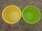 Vintage Pair Rubbermaid Round Roughneck Weave Heavy Duty Laundry Baskets Read