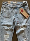 Levi   s Jeans Women   s  711 Skinny Jeans Size 28x29