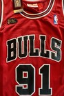 Chicago Bulls Hof Legend  Dennis Rodman Signed Auto Finals Jersey Jsa Witness   