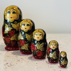 Vintage Hand Painted Russian Matryoshka 5 Piece Set 5 7     Nesting Dolls  Signed