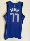 Luka Doncic  77 Dallas Mavericks Nike Swingman Jersey Blue Men   s Large Brand New