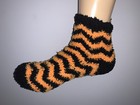 New York Knicks Nba Basketball Logo Womens Stripe Gripper Ankle Fuzzy Socks