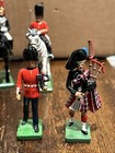 W Britain British  Scottish Soldiers Metal Toy Figures Vintage Lot