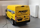 1 64  Greenlight Custom Penske Van