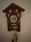 Bradford Exchange  shih Tzus Make A House A Home  Cuckoo Clock Linda Picken Euc