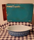 Vintage Pyrex Blue Snowflake Garland Oval 2 1 2 Qt  Casserole Dish 945-2 In Box