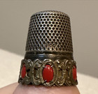 800 Silver Thimble Prong Set Red Cabochons Raised Highly Detailed Design Vintage