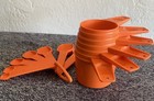 Vintage Tupperware 6 Measuring Cups   7 Measuring Spoons Set W d Ring Orange