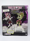 Monster High Zombie Shake Rochelle Goyle   Venus Mcflytrap Nib Lite Box Damage