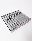Native Instruments Maschine Mk1     Midi Controller  Silver Skin  Udg Case  Exc   