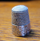 4 58 Grams   Antique Sterling Silver Butterfly Sewing Thimble   Size 7