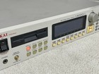 Akai Professional S3000xl Digital Sampler 32-voice 16-bit Rack Mount Tested Used