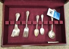 33 Piece Vintage 1847 Rogers Bros Is Remembrance Pattern Silverware In Box