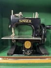 Vintage Children   s Singer Toy Sewing Machine W Carrying Case Model 20 Sew Handy