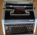 Olivetti Lettera Dl Portable Manual Typewriter With Case Untested