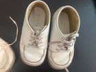 Set Of 2 Vintage 1970   s Baby Shoes     Stride Rite Brand     Sizes 7 5    6 