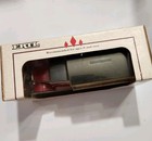 Ertl 1931 Delivery Truck Die-cast Metal Locking Coin Bank White And Red