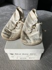 Lot  2  Vintage Mrs Day s Ideal Baby Shoes Baby Beaver In Original Box Size 2