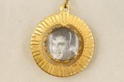 Vintage Jewelry Memorial Elvis Presley King Of Rock Pendant Spinner Necklace