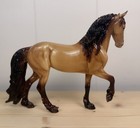 Breyerfest Scandi Surprise Glossy Champagne