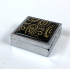 Vtg Enamel Silver Toned 2 Compartment Trinket   Pill Box 1 5  X 1 5  Paisley Pat