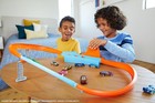 Hot Wheels Rapid Raceway Track Racing Set Multi-car Launcher W  1 Car